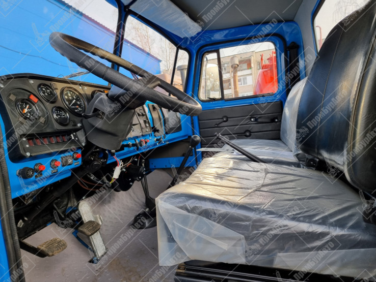 Бортовой автомобиль на шасси УРАЛ-4320 в отличном состоянии