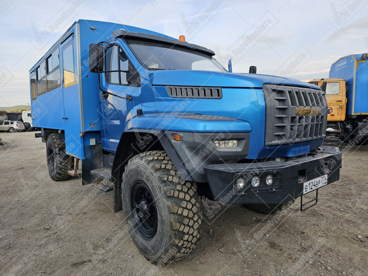 Автобус вахтовый УРАЛ-32551, 2017 года выпуска в рабочем состоянии