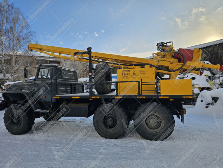 Буровая установка УРБ-2Д2 с элементами 2Д3 на  шасси УРАЛ-4320