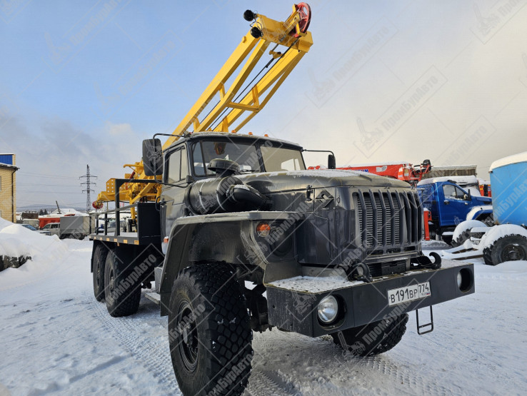 Буровая установка УРБ-2Д2 с элементами 2Д3 на  шасси УРАЛ-4320