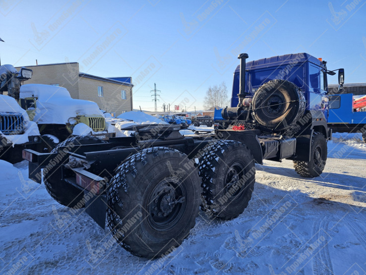 Седельный тягач УРАЛ 44202 бескапотный, 2019 года выпуска в отличном состоянии