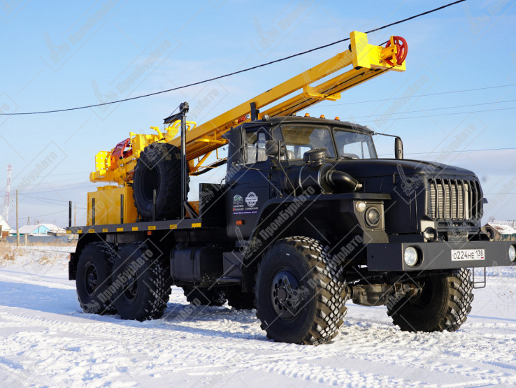 Буровая установка УРБ-2А2 под давальческое шасси УРАЛ с монтажным комплектом установки АК-12/10