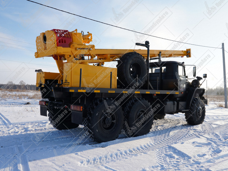 Буровая установка УРБ-2А2 под давальческое шасси УРАЛ с монтажным комплектом установки АК-12/10