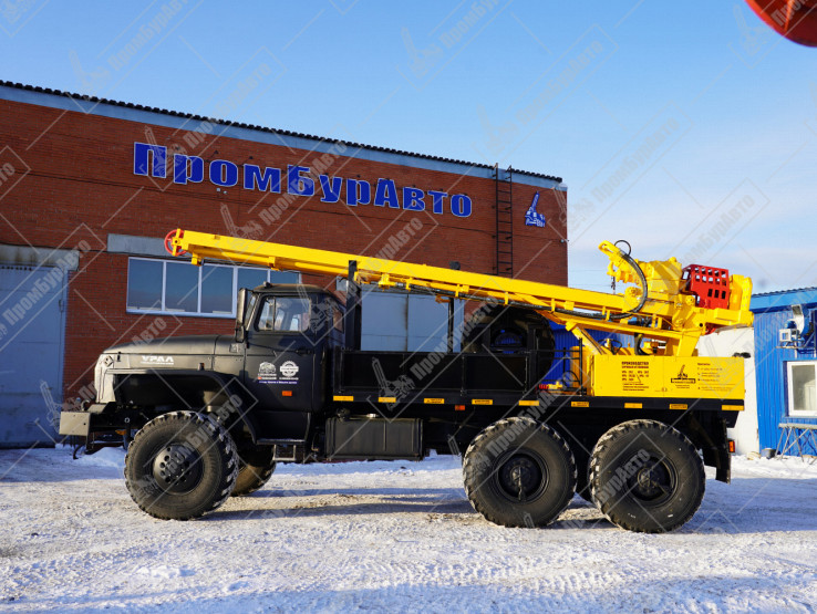 Буровая установка УРБ-2А2 под давальческое шасси УРАЛ с монтажным комплектом установки АК-12/10