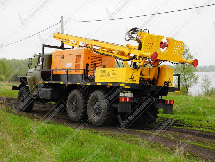 Буровая установка УРБ-2Д2 на шасси УРАЛ-4320 с компрессором KAISHAN RSCG-560/15 на гидравлической системе нового образца
