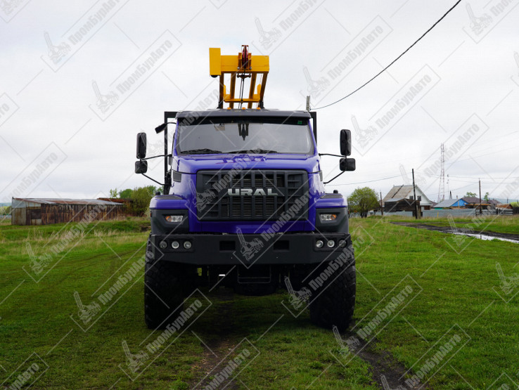 Буровая установка УРБ-2Д2 на шасси УРАЛ NEXT 4320 (без дополнительного оборудования)