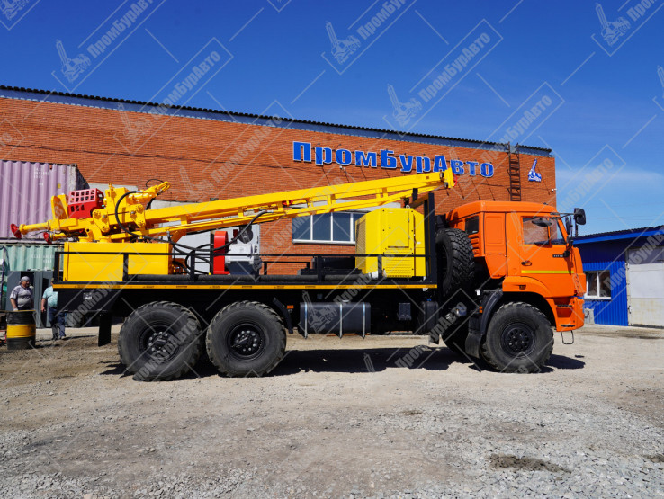 Буровая установка УРБ-2А2 с элементами 2Д3 на шасси КАМАЗ-43118-73118-73094-50 с компрессором АК-12/10 и буровым насосом НБ-50
