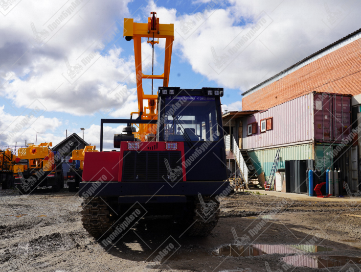 Буровая установка УРБ-2Д2 на гусеничном шасси транспортной машины ТЛП-4М-034