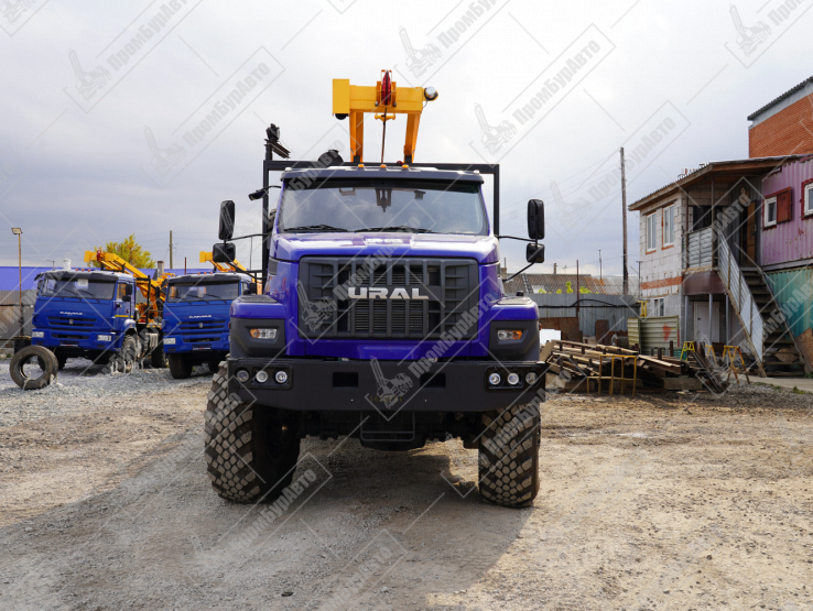 Буровая установка УРБ-2Д2 на шасси УРАЛ NEXT 4320-72 с компрессором с компрессором KAISHAN RSCG-560/15