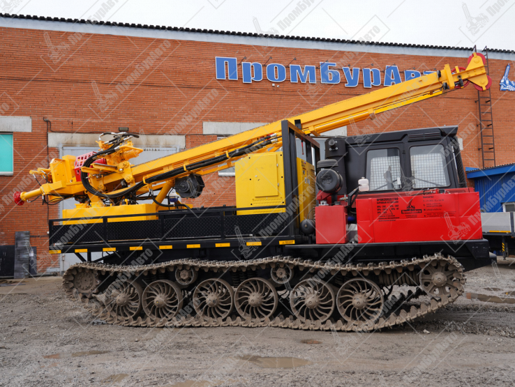 Буровая установка УРБ-4Т на базе трелевочного трактора ТЛП-4М-034 с компрессором АК-9/10