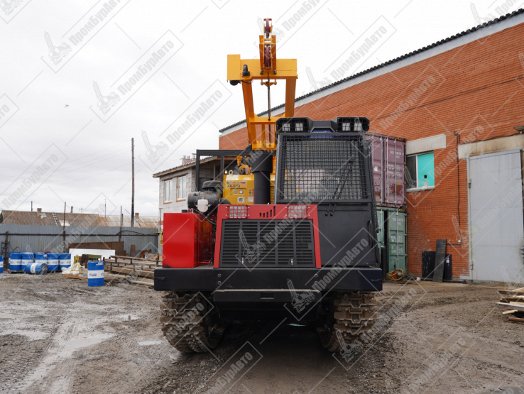 Буровая установка УРБ-4Т на базе трелевочного трактора ТЛП-4М-034 с компрессором АК-9/10