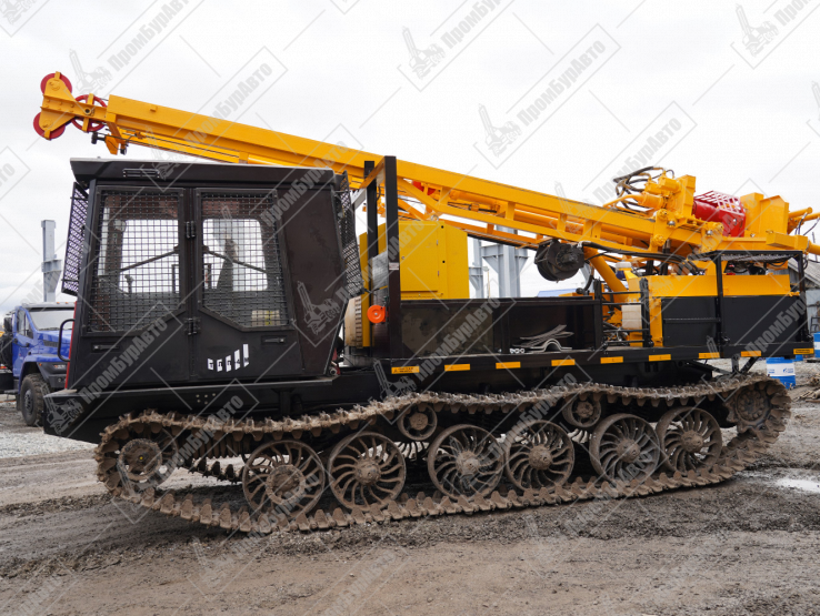 Буровая установка УРБ-4Т на базе трелевочного трактора ТЛП-4М-034 с компрессором АК-9/10