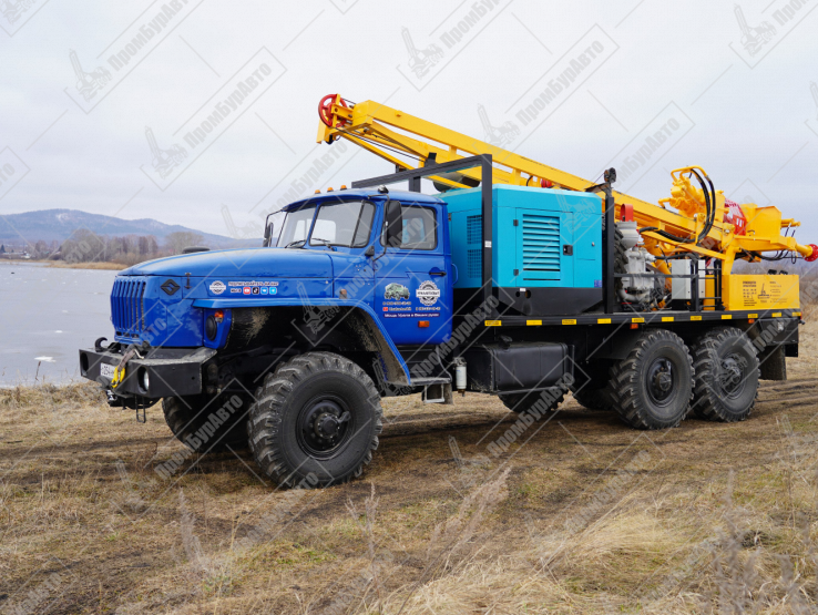 Буровая установка УРБ-2А2 на шасси УРАЛ 4320-60 с буровым насосом НБ-50 и компрессором DALI DLCY-15/15 В-Y