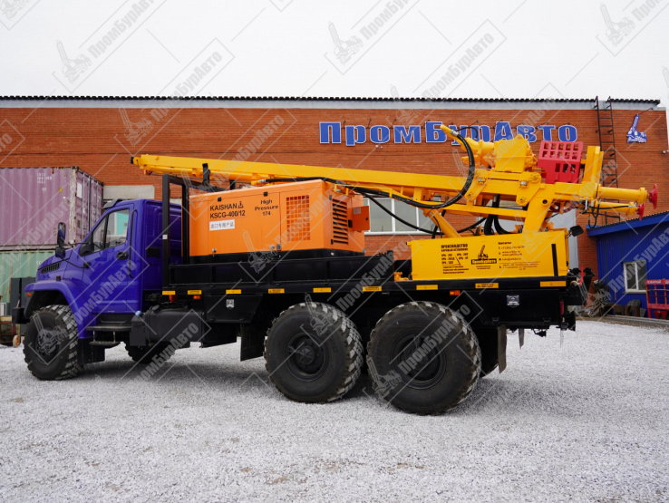 Буровая установка УРБ-2А2 на шасси УРАЛ NEXT 4320-72 с компрессором KAISHAN KSCG-400/12
