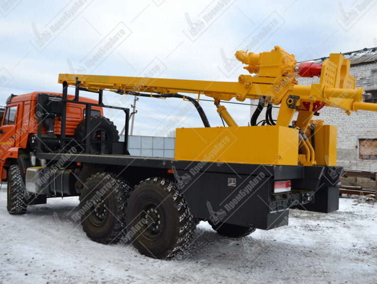 Буровая установка УРБ-2А2 на шасси КАМАЗ-43118-RR (Евро-5)  