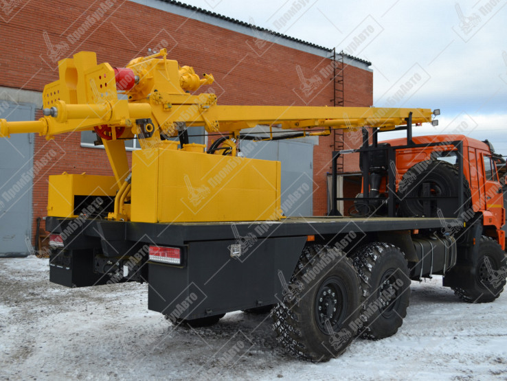 Буровая установка УРБ-2А2 на шасси КАМАЗ-43118-RR (Евро-5)  