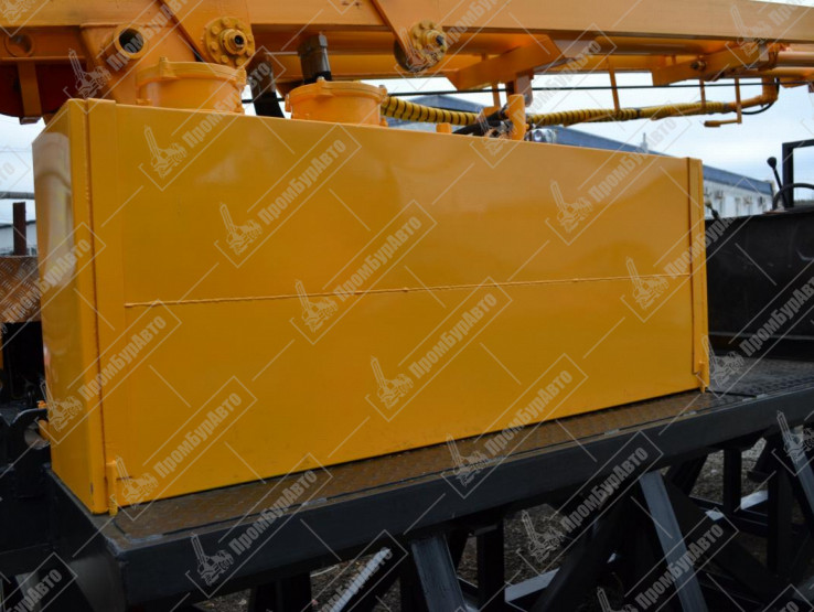Платформа буровой установки УРБ-2А2 в индивидуальном исполнении с палубным ДВС  ЯМЗ-238