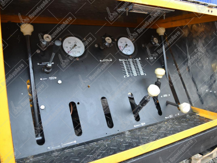 Платформа буровой установки УРБ-2А2 в индивидуальном исполнении с палубным ДВС  ЯМЗ-238