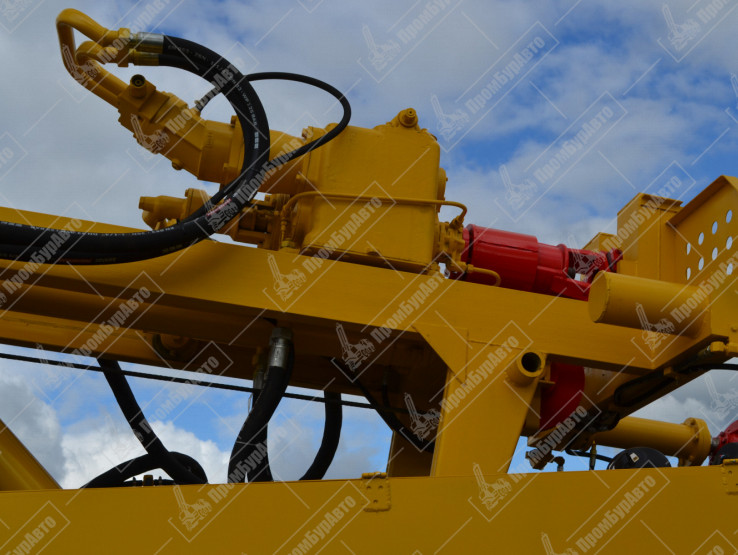 Буровая установка УРБ-2А2 на шасси КАМАЗ-43118 с 4ВУ