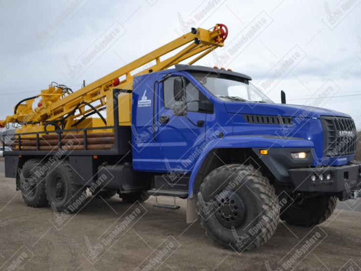 Буровая установка УРБ-2Д2 на шасси УРАЛ NEXT-4320-6951 с компрессором АК-9/10-01, гидрозажимом МТ-ГЗ-2 и комплектом бурового инструмента