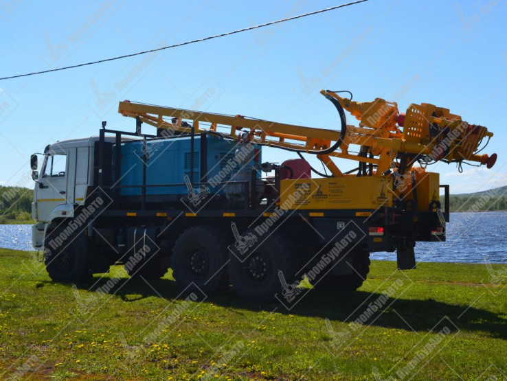 Буровая установка УРБ-2А2 с элементами УРБ-2Д3 на шасси КАМАЗ 43118