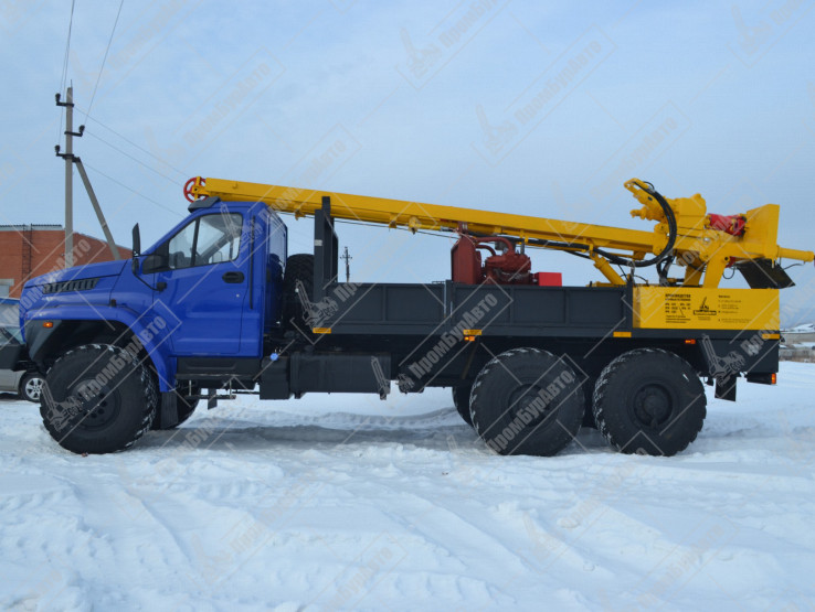 Буровая установка УРБ-2А2 на шасси УРАЛ  NEXT 5557 с компрессором 4ВУ1-5/9