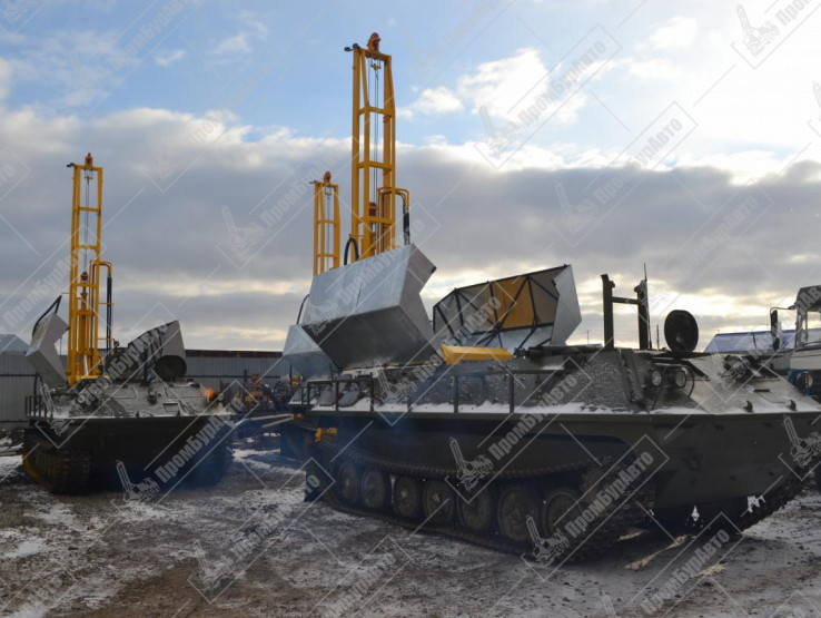 Буровая  установка УРБ-2А2 с элементами 2Д3 под шасси гусеничного снегоболотохода МТЛБУ с компрессором КВ-10/10 ГТТ* на модернизированной гидравлической системе нового образца
