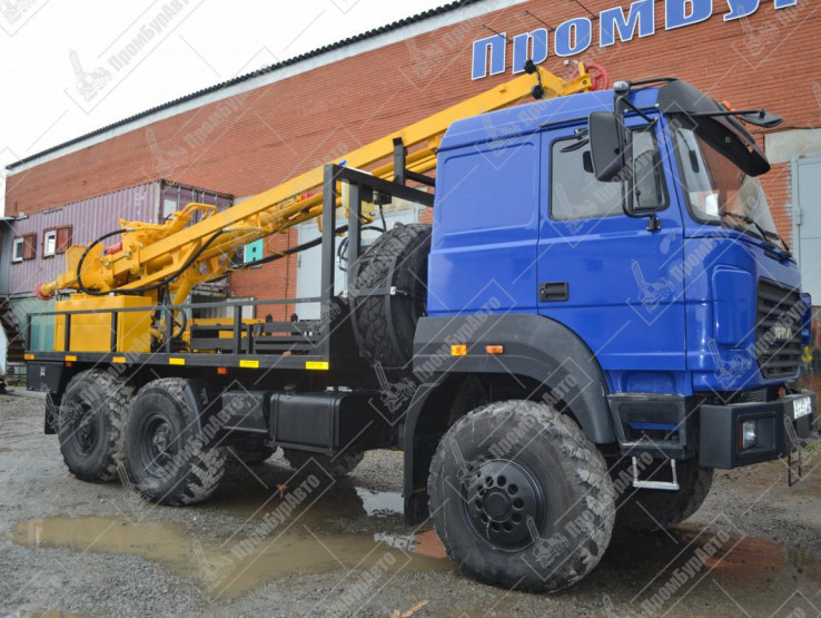 Буровая установка УРБ-2А2 на шасси УРАЛ-44202 с компрессорной установкой ЗИФ-КОМ-10/1,0