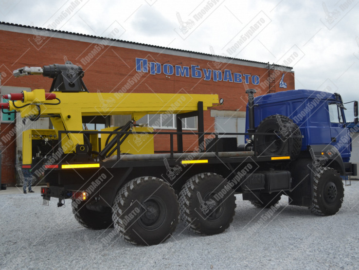 Буровая установка АЗА-3М на шасси УРАЛ-55571 с узлом для испытания анкеров 