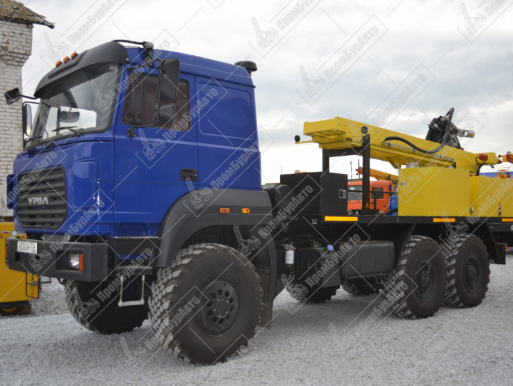 Буровая установка АЗА-3М на шасси УРАЛ-55571 с узлом для испытания анкеров 