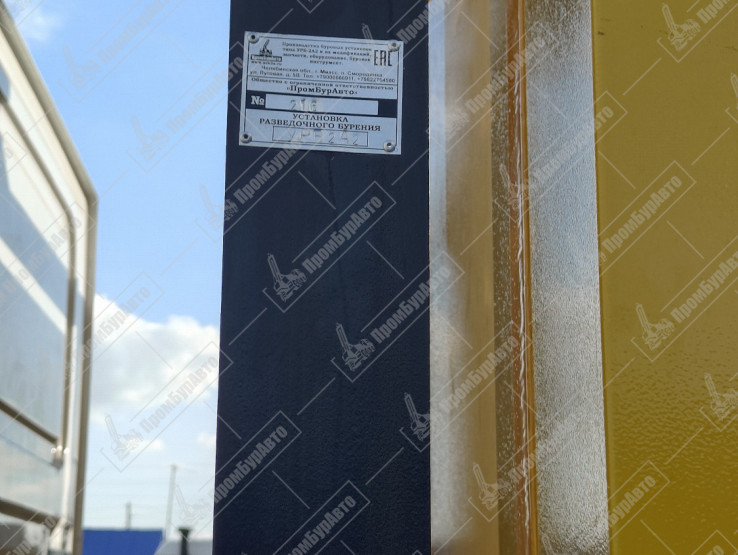 Буровая установка УРБ-2А2 на шасси УРАЛ NEXT-4320-6951-72Е5 с компрессором КВ-12/12С и трубозажимом ТЗГ-3 (с труборазворотом)