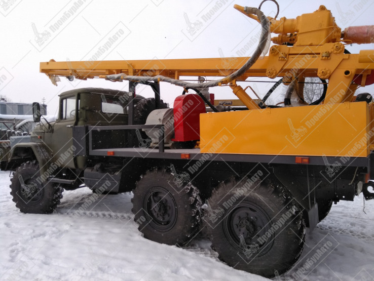 Буровая установка УРБ-2А2 на шасси ЗИЛ-Д245 с компрессором 4ВУ1-5/9МЗ, буровым насосом НБ-50, комплектом бурового инструмента и ЗИП
