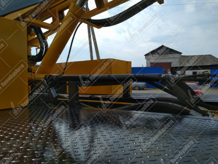 Буровая установка УРБ-2А2 на шасси КАМАЗ-43118 с буровым насосом НБ-50