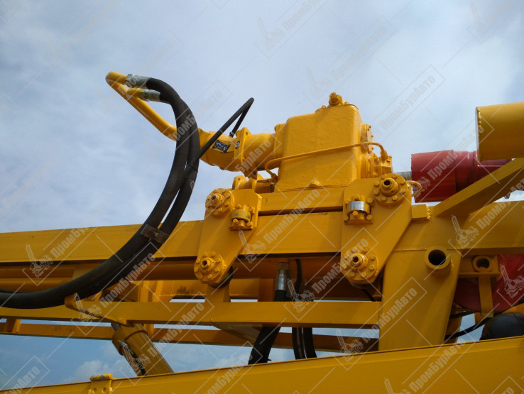 Буровая установка УРБ-2А2 на шасси КАМАЗ-43118 с буровым насосом НБ-50