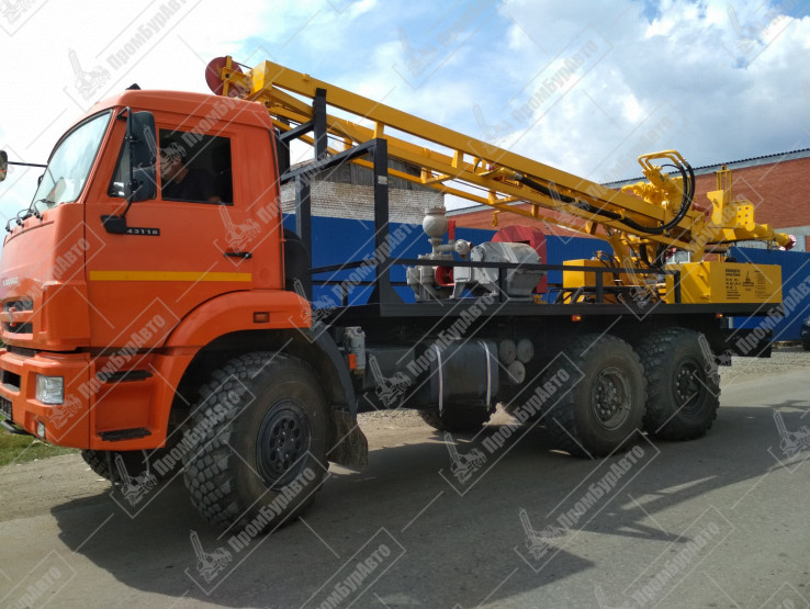 Буровая установка УРБ-2А2 на шасси КАМАЗ-43118 с буровым насосом НБ-50