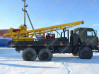 Буровая установка УРБ-2Д2 с элементами 2Д3 под шасси КАМАЗ-43118 с компрессором 4ВУ1-5/9 и буровым насосом НБ-50 на модернизированной гидравлической системе нового образца и комплектом бурового инструмента. 
