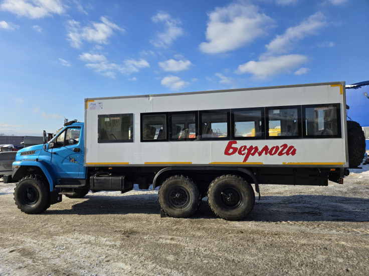 Автобус вахтовый УРАЛ-3255 NEXT, 2018 года выпуска в рабочем состоянии