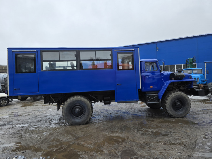 Вахтовый автобус УРАЛ-3255-0013-61, 2015 года выпуска в рабочем состоянии