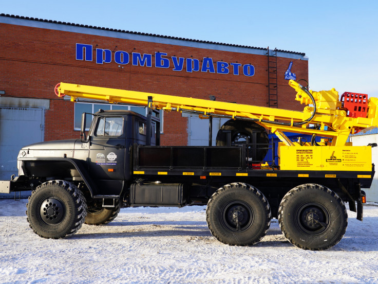 Буровая установка УРБ-2А2 под давальческое шасси УРАЛ с монтажным комплектом установки АК-12/10