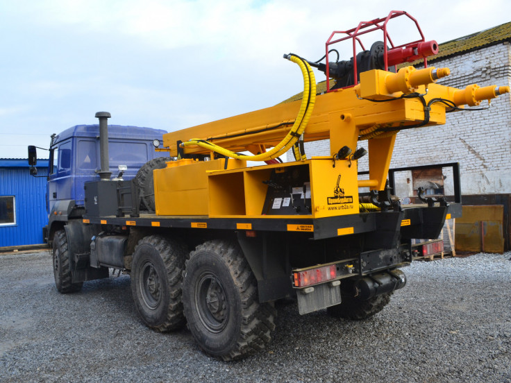 Агрегат забуривания анкеров АЗА-3 2023 г.в. на шасси УРАЛ-4320