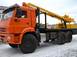 Буровая установка УРБ-2А2 на шасси КАМАЗ-43118-RR (Евро-5)  